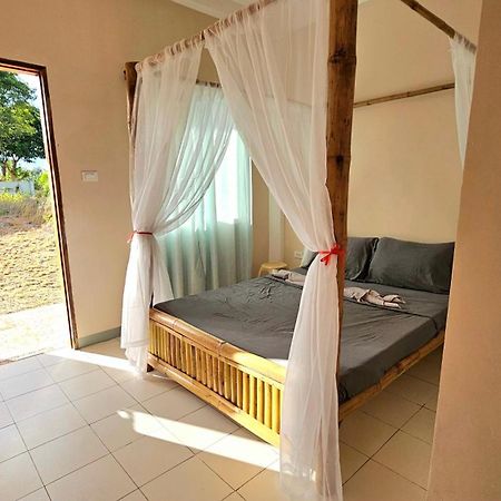 Mangoverde Guesthouse Moalboal Exterior photo